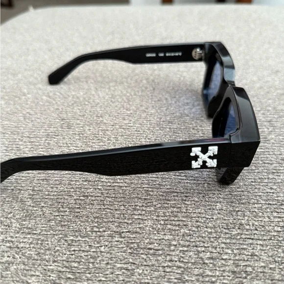 Off-White Black Sunglasses with Blue Lenses